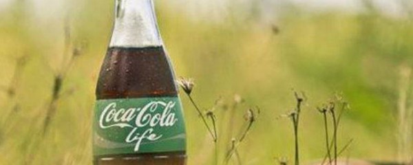 Coca-Cola muda a cor das garrafas