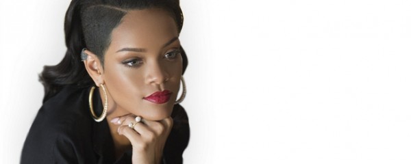 Rihanna apoia vítimas do tufão Haiyan