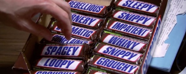 Snickers muda de logótipo em novas embalagens