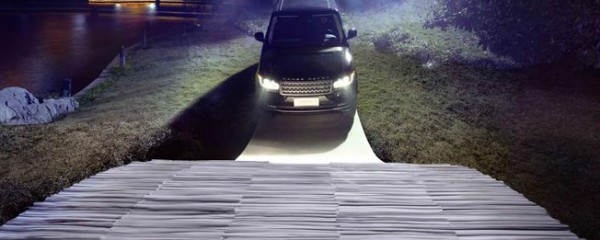Já viu um Range Rover atravessar uma ponte de papel?