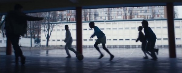 Nike retrata o poder contagiante do futebol