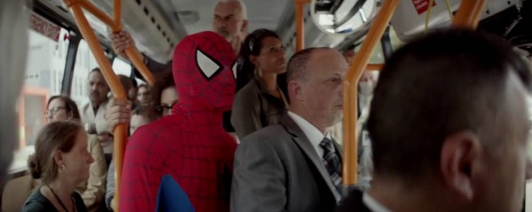 Homem-Aranha é protagonista em anúncio da Philips