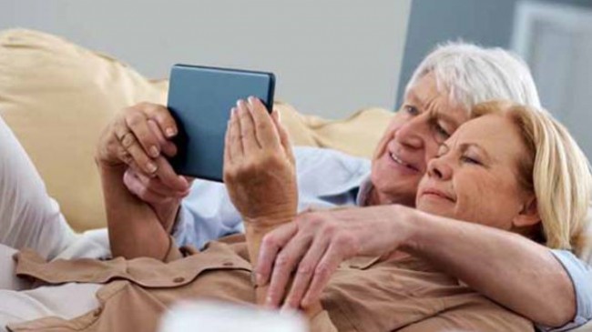 Seniores já passam mais tempo na Internet do que a ver TV