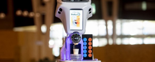 Delta Q leva robô que serve cafés ao Web Summit