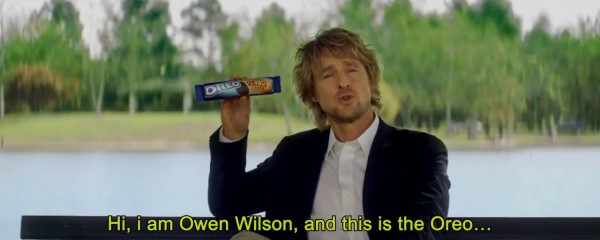 Owen Wilson bem tenta, mas não consegue falar francês