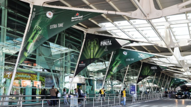 Heineken dá as boas-vindas à Champions no aeroporto