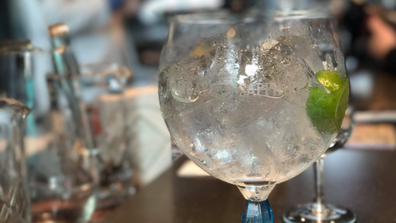 Uma experiência de gin com a Bombay Sapphire