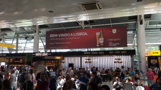Sagres dá as boas-vindas aos turistas em português